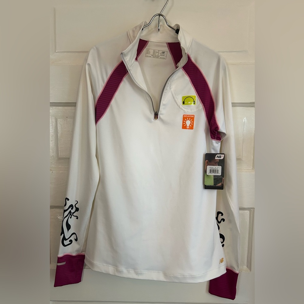 New Balance White Quarter-zip with Pink & Black Accents, size M